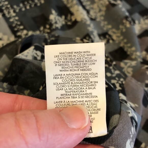 Cabi Graph Trellis gray taupe striped floral sleeveless top size Medium #3451 - Picture 11 of 15